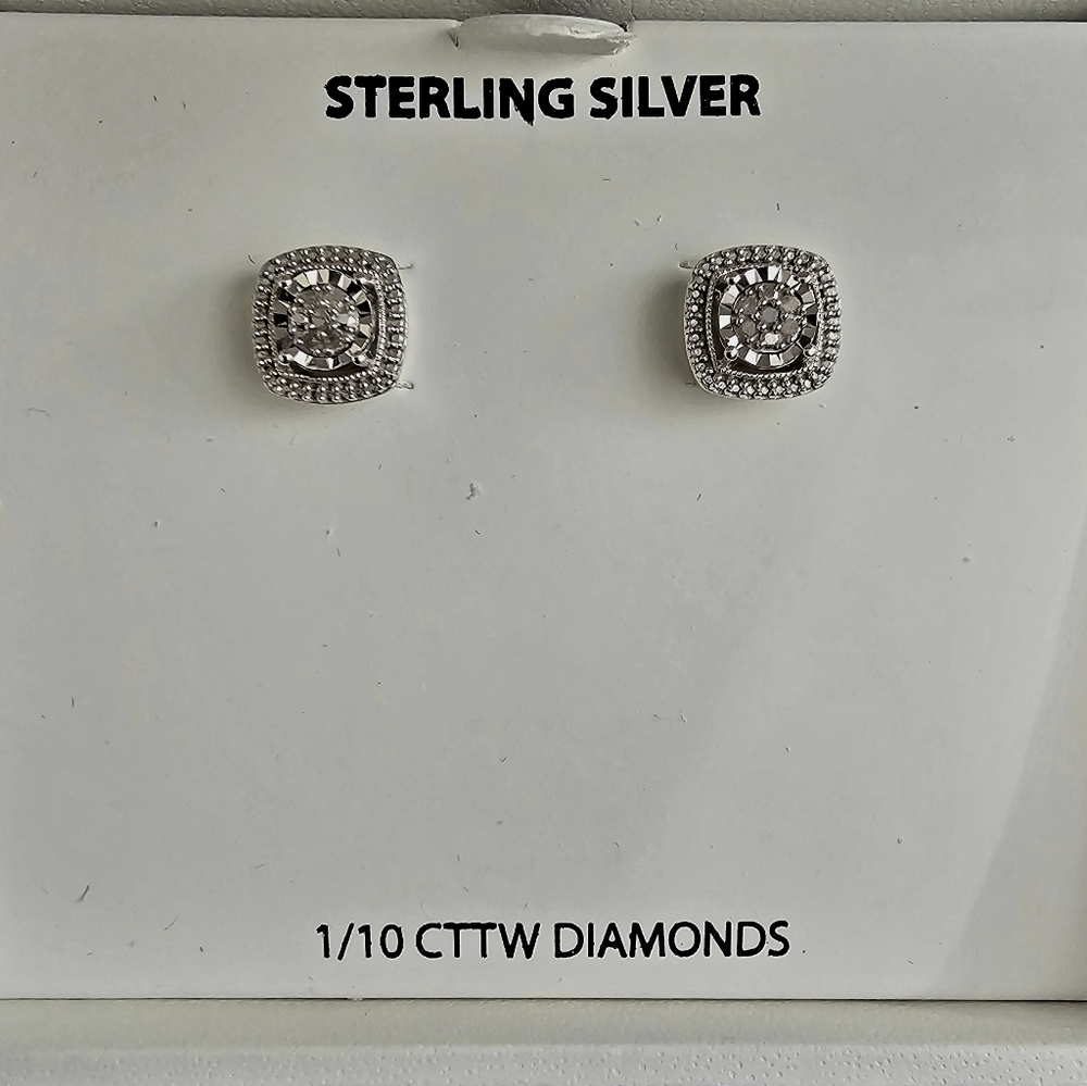 1/10kt Diamond Earrings Sterling Silver Studs - Picture 1 of 2